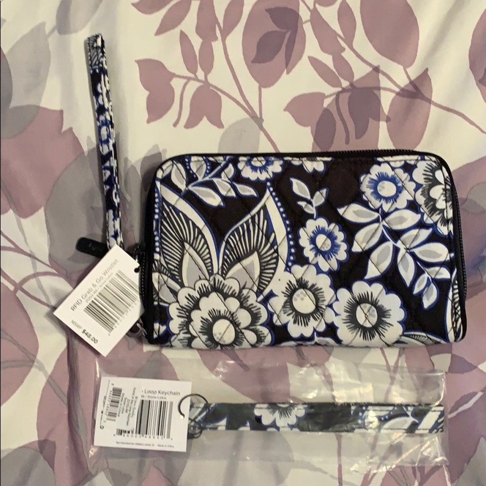 Vera Bradley Wristlet and keychain.